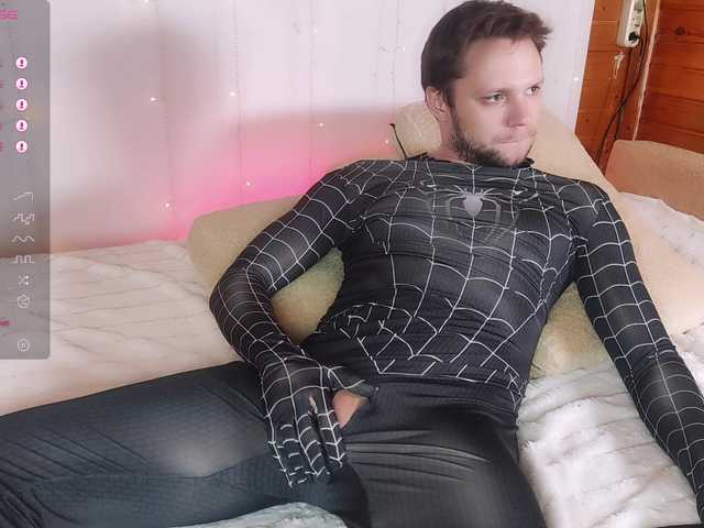 Live sex webcam photo for Artem-Tima #277231517