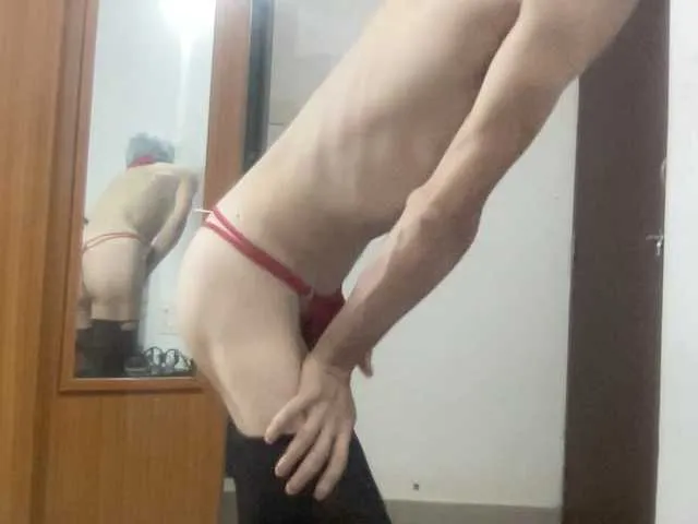Live sex webcam photo for Artembaby #273670937