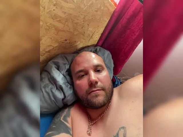 Live sex webcam photo for Artur1235 #278291460