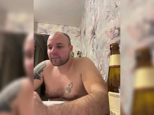 Live sex webcam photo for Artur1235 #290282173