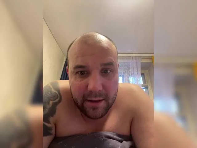 Live sex webcam photo for Artur1235 #290315485