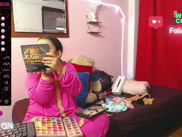 Live sex webcam photo for ArunaDhar #275596965