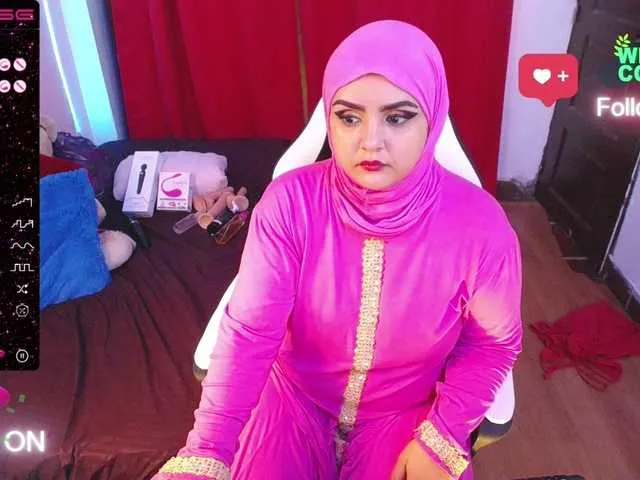 Live sex webcam photo for ArunaDhar #275598781
