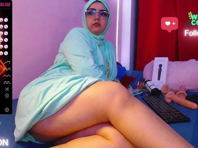 Live sex webcam photo for ArunaDhar #275904375