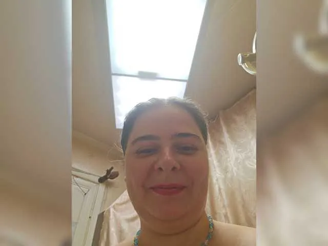 Live sex webcam photo for Arwen69 #276971288