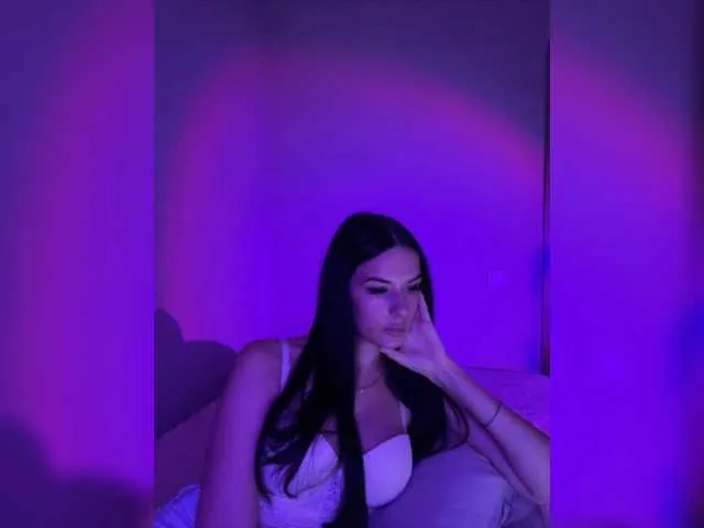 Live sex webcam photo for AryTay #276325350