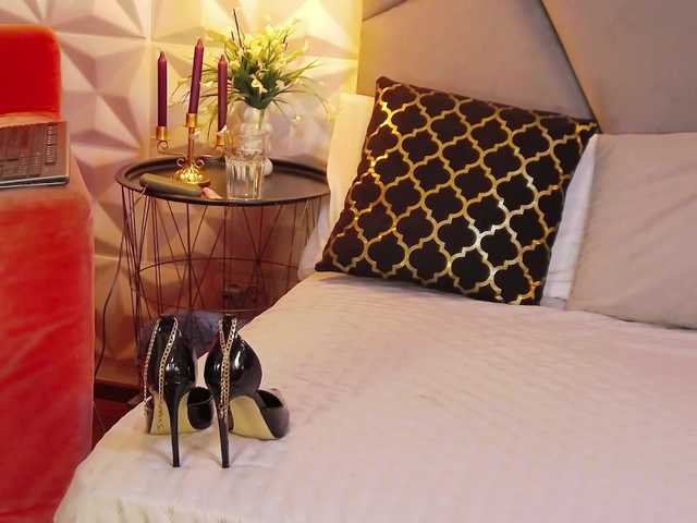 Live sex webcam photo for AryaEve #291096104