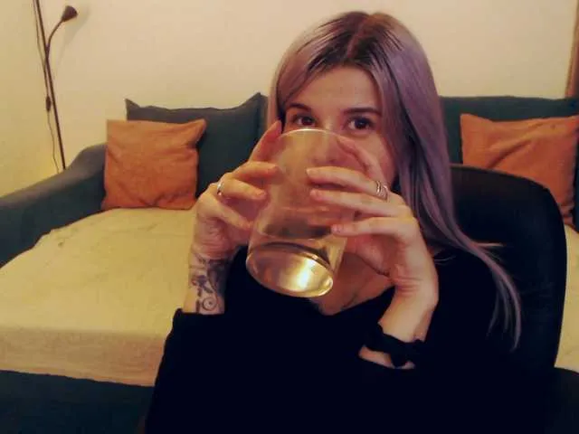 Live sex webcam photo for AryaJolie #290032009