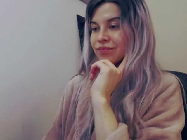 Live sex webcam photo for AryaJolie #290414338