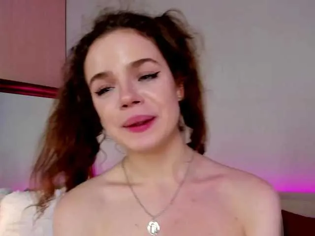 Live sex webcam photo for Asella-Starr #273978827