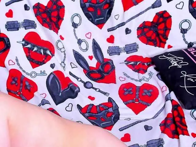 Live sex webcam photo for Ash-Destiny #290456357