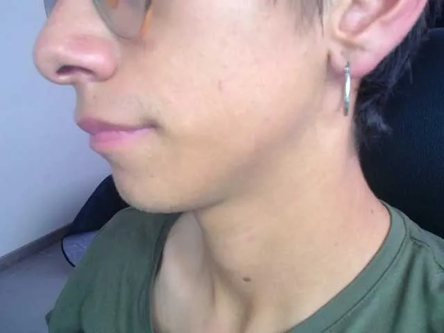 Live sex webcam photo for AshVhot #275684822