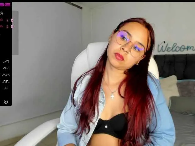Live sex webcam photo for AshelyGirl #272090139