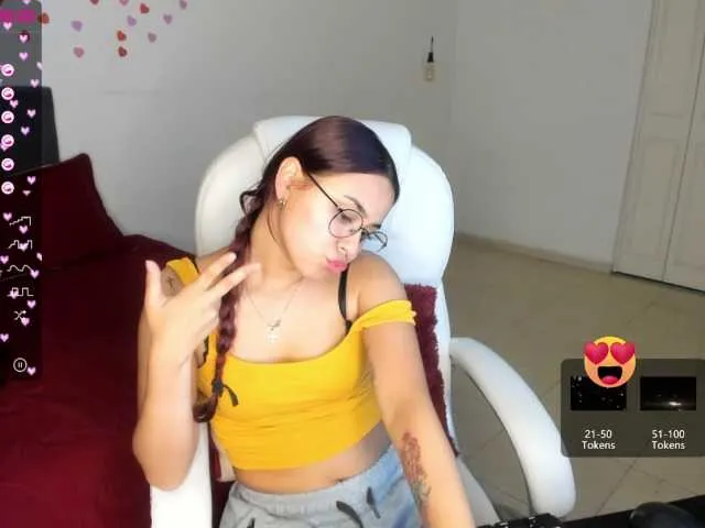Live sex webcam photo for AshelyGirl #272546670