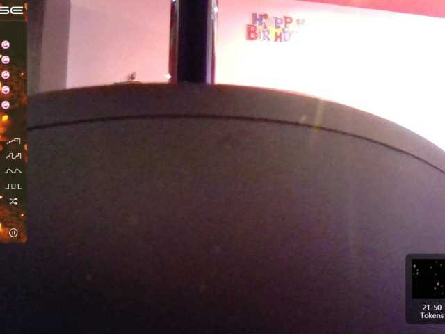 Live sex webcam photo for Ashima25 #271883458