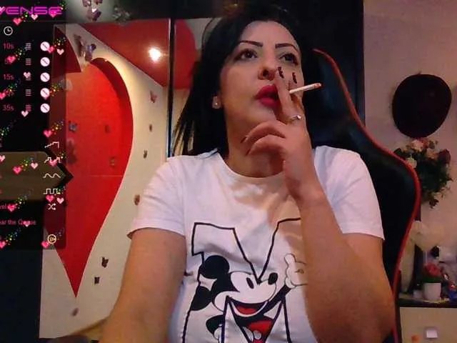Live sex webcam photo for Ashima25 #274260998