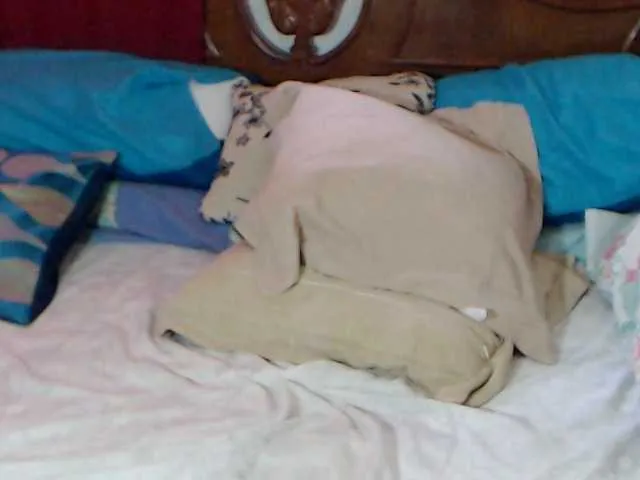 Live sex webcam photo for Ashima25 #275524536