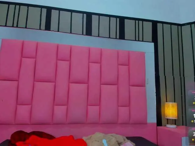 Live sex webcam photo for Ashleimoss #290340170
