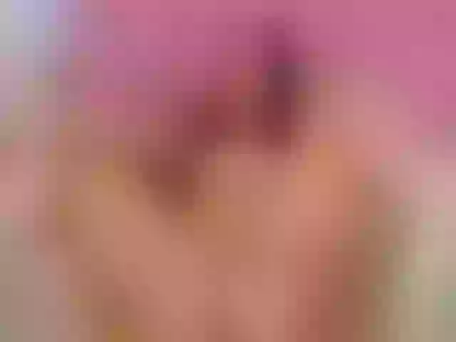 Live sex webcam photo for Ashleimoss #290876166