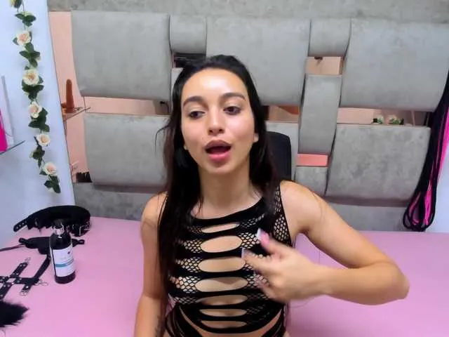 Live sex webcam photo for Ashley-7777 #291752854