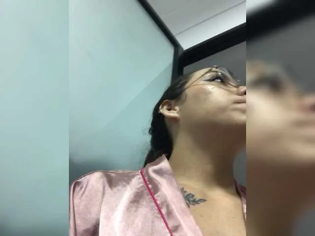 Live sex webcam photo for Ashley-Pink #276575222