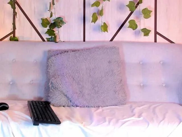 Live sex webcam photo for Ashley-Pink #276630522