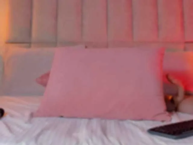 Live sex webcam photo for Ashley-Pink #291815407