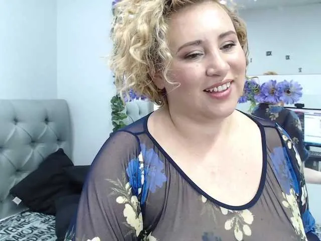 Live sex webcam photo for Ashley-Zahir #272821733