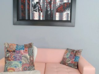 Live sex webcam photo for AshleyJones #143946614