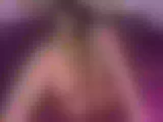 Live sex webcam photo for AshleyPrada #275562872