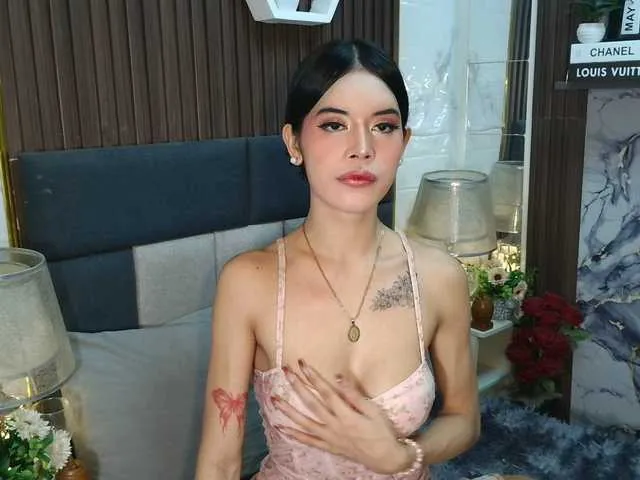 Live sex webcam photo for AshleyReignFajardo #293537473
