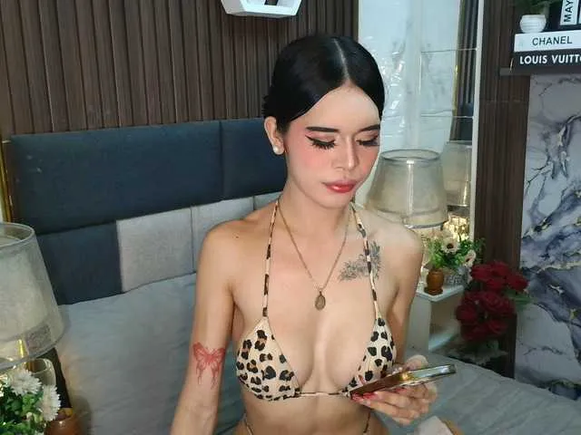 Live sex webcam photo for AshleyReignFajardo #293543669