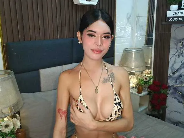 Live sex webcam photo for AshleyReignFajardo #293635071