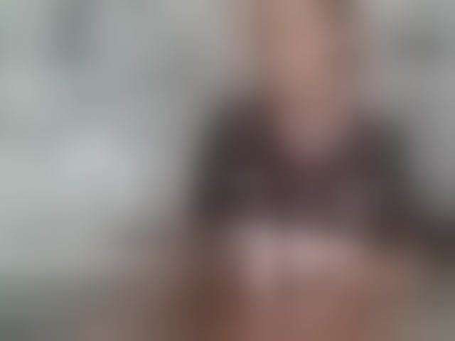Live sex webcam photo for AshleyT255 #293985420