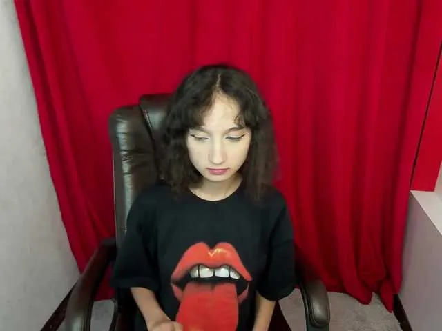 Live sex webcam photo for AshleyTaft #274850580