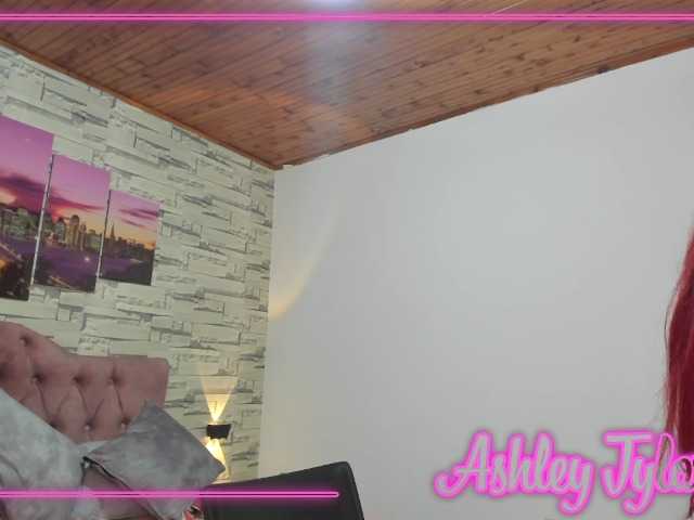 Live sex webcam photo for AshleyTylor #274391914