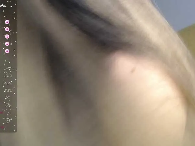 Live sex webcam photo for AshleyWils #276869117