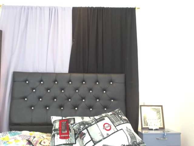 Live sex webcam photo for AshlieGreen #291093967