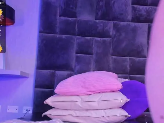 Live sex webcam photo for Asia-Oconor #276022636