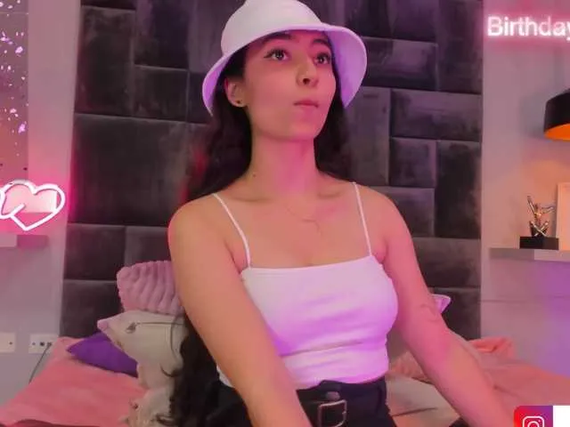 Live sex webcam photo for Asia-Oconor #276493602