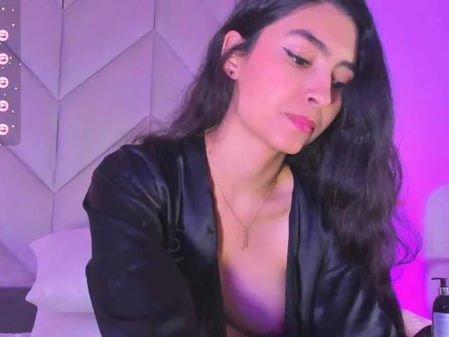 Live sex webcam photo for Asia-Oconor #276509835