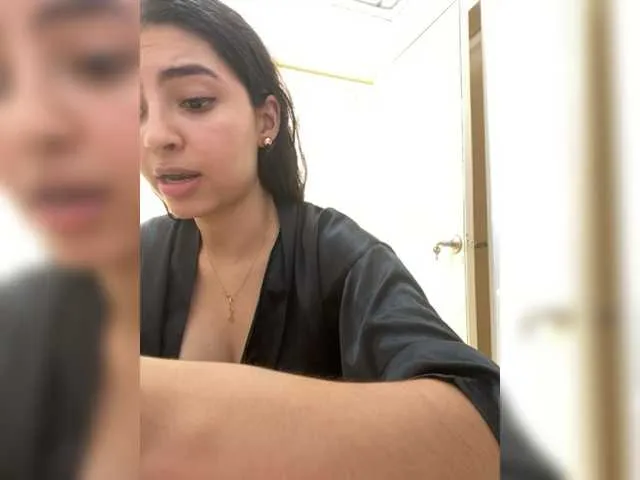 Live sex webcam photo for Asia-Oconor #276797137