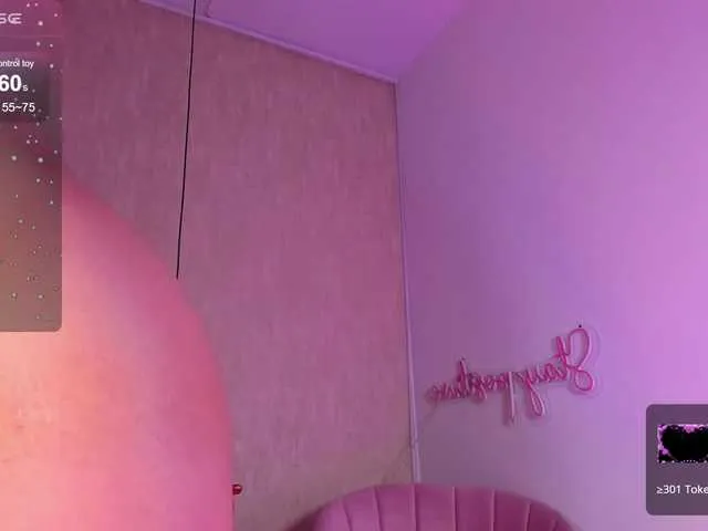 Live sex webcam photo for Asia-Oconor #276995158