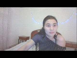 Live sex webcam photo for AsianFox #287923828