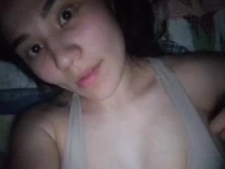 Live sex webcam photo for AsianFox #287923837