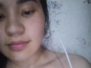 Live sex webcam photo for AsianFox #287923911