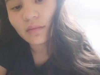 Live sex webcam photo for AsianFox #287923916