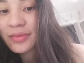 Live sex webcam photo for AsianFox #287923918