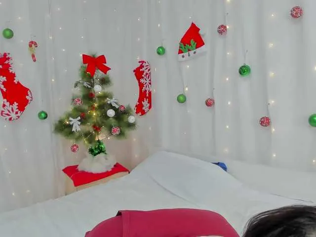 Live sex webcam photo for AsianGazeLotus #276954989