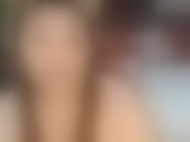 Live sex webcam photo for AsianHotMama143 #294233141